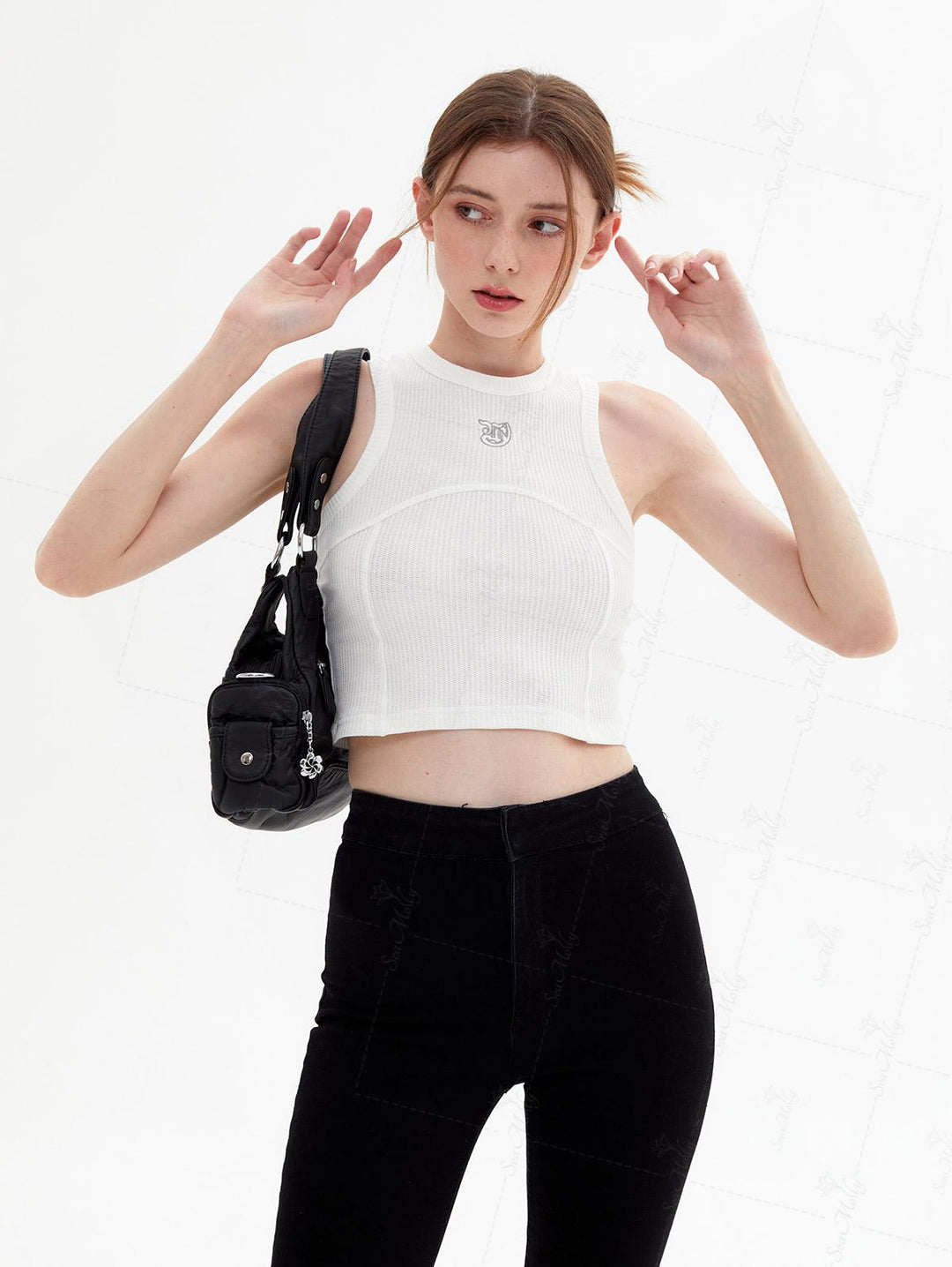 Seam Detail Embroidery Design Racerback Crew Neck Slim Fit Crop Tank Top