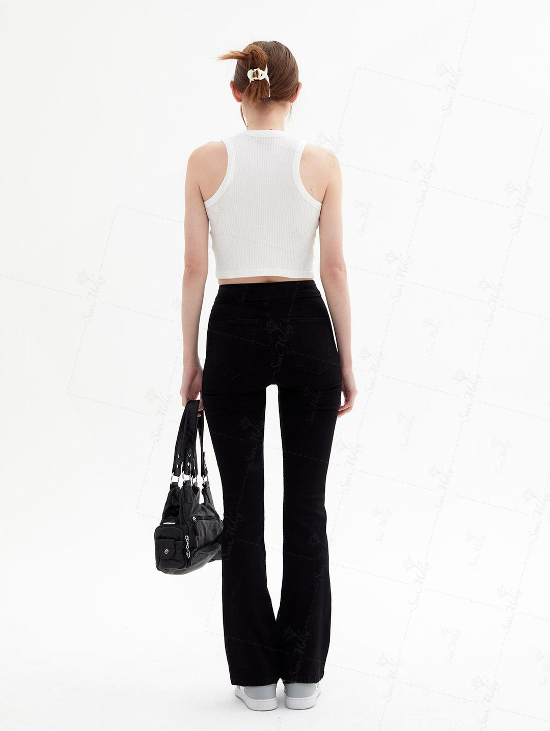 Seam Detail Embroidery Design Racerback Crew Neck Slim Fit Crop Tank Top