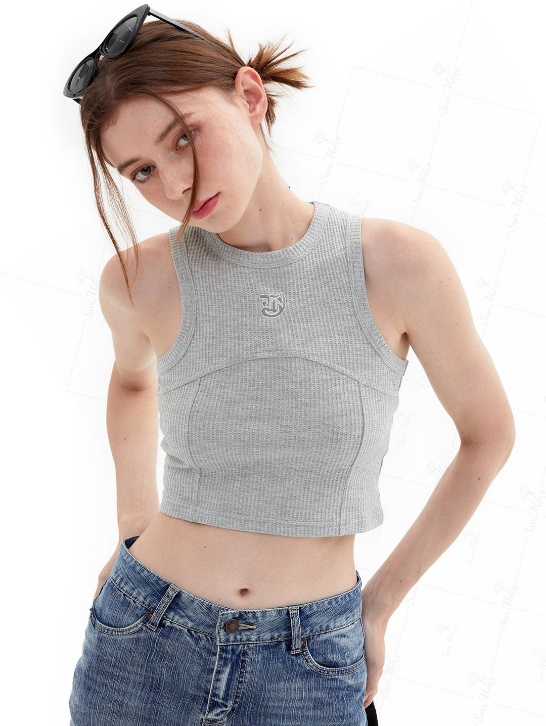 Seam Detail Embroidery Design Racerback Crew Neck Slim Fit Crop Tank Top