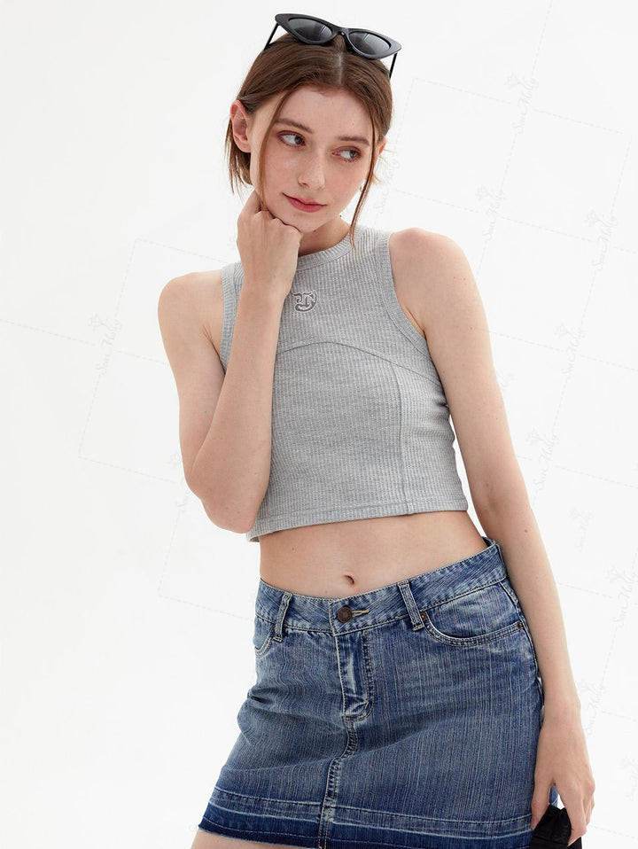 Seam Detail Embroidery Design Racerback Crew Neck Slim Fit Crop Tank Top