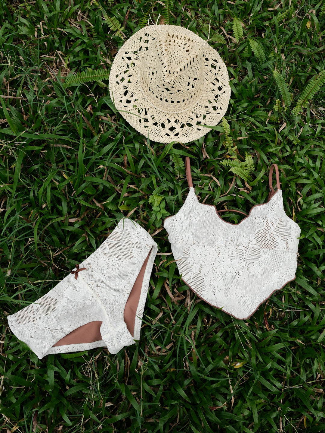 Crystal Cream Lace Contrast Piping Hanky Hem Cheeky Boyshorts Tankini Set
