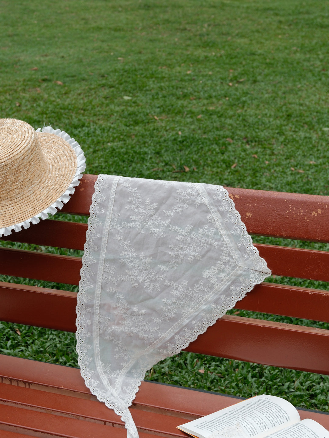 Vintage Bohemian Lace Floral Triangle Cover Up Sarong