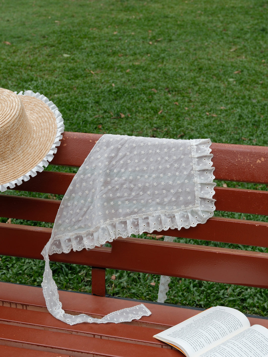 Vintage Bohemian Lace Floral Triangle Cover Up Sarong