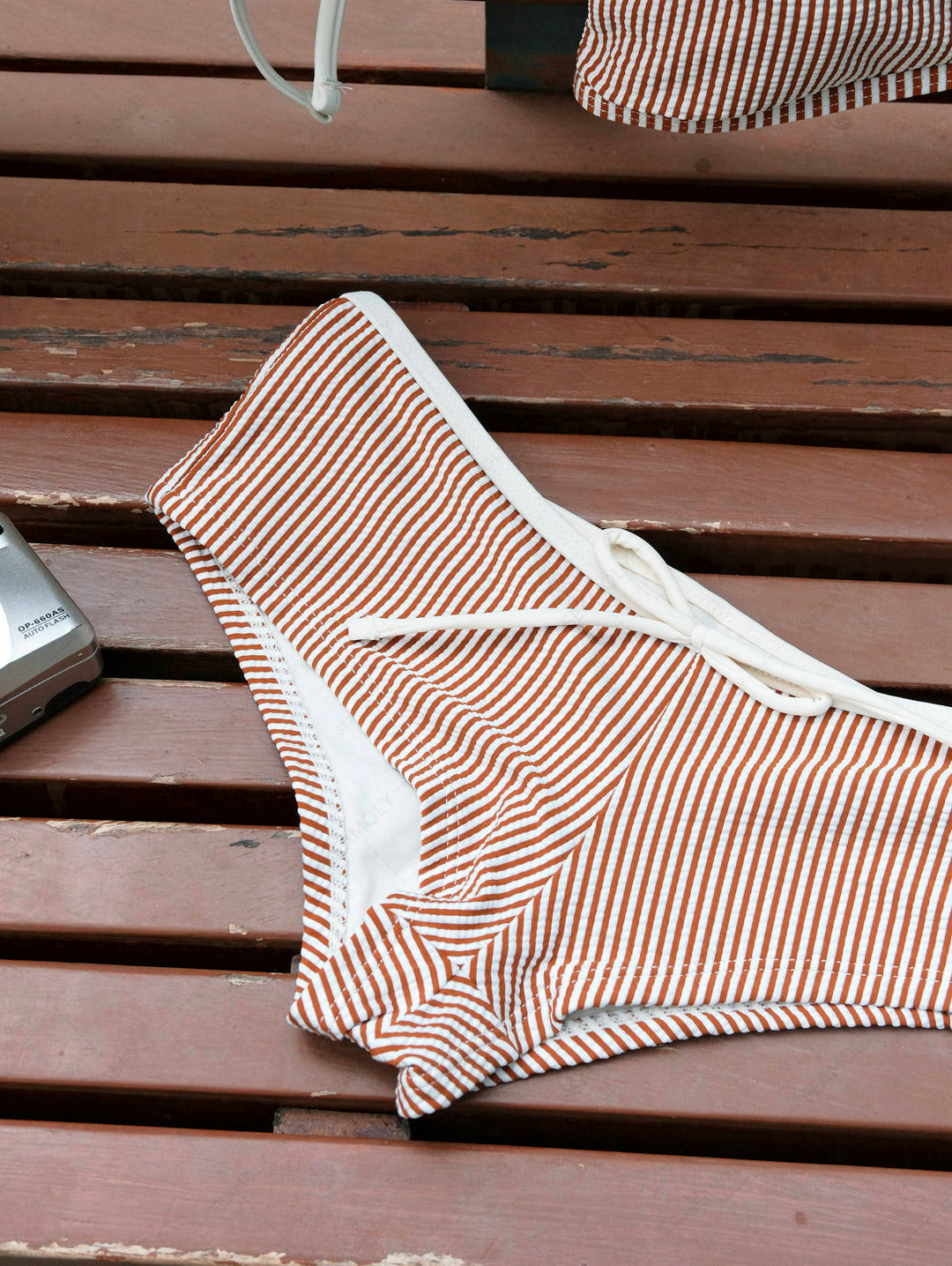 Seamolly 3 Piece Contrast Color Striped String Double Layer Cheeky Boyshort Bikini Set