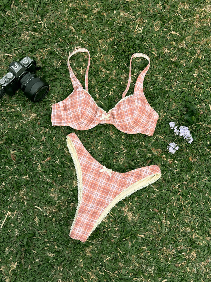 Seamolly Vintage Gingham Lace Trim Bowknot Decor Underwire Balconette Bikini Set