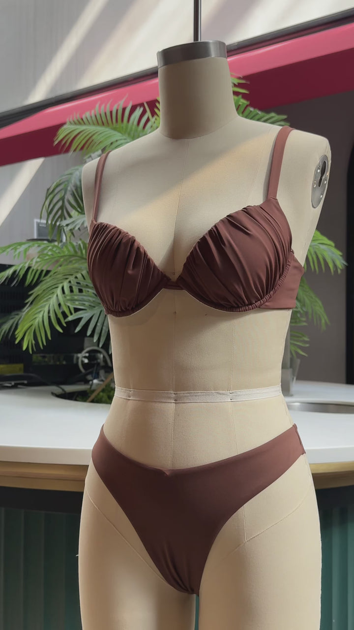 Seamolly Sexy Solid Color Ruched Underwire Push Up Bikini Set